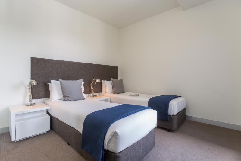Aria Hotel Apartments Мельбурн Экстерьер фото